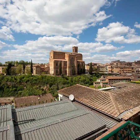 Casa Vallepiatta * Сиена